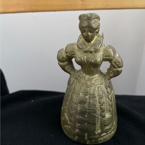 Vintage Brass Queen Bell